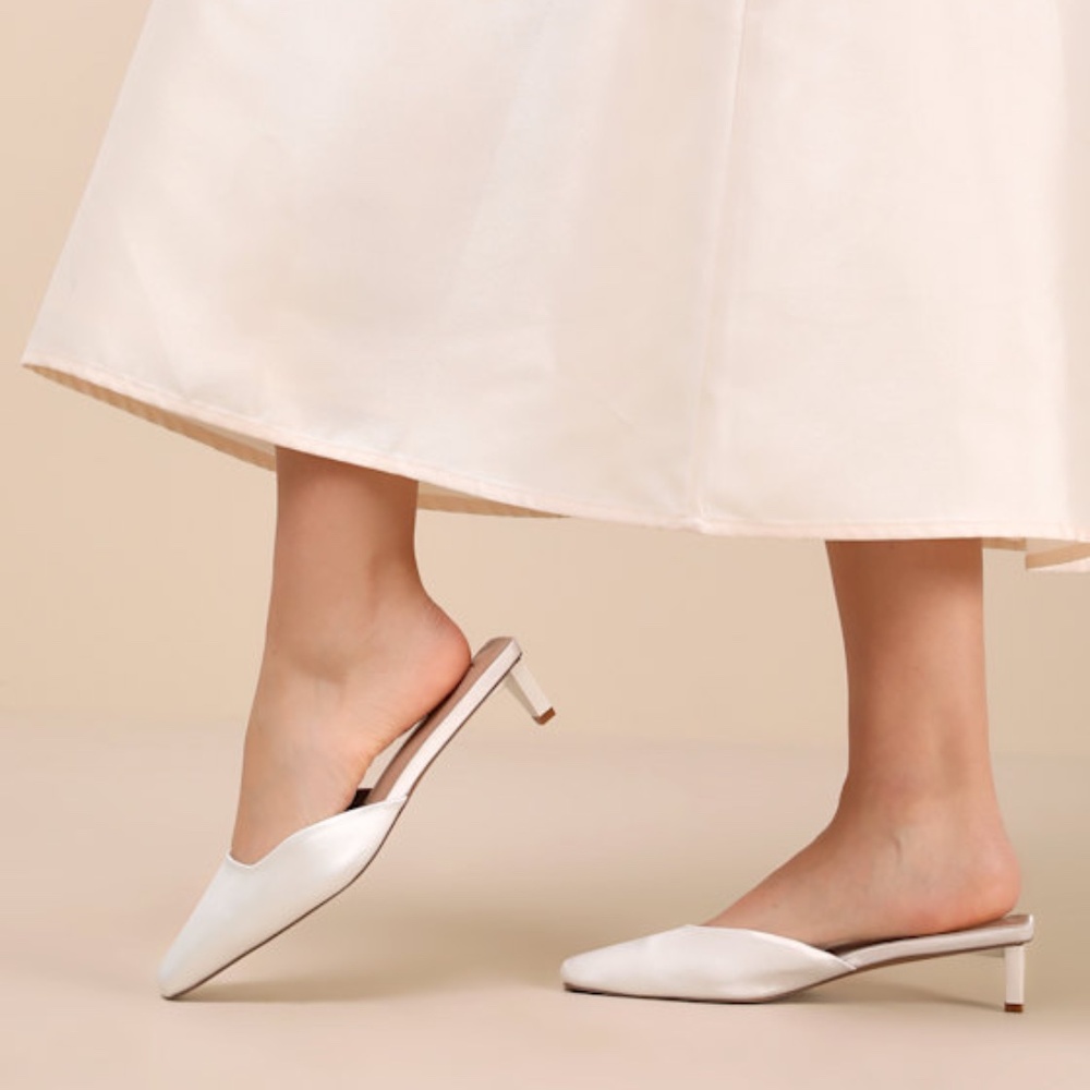 Lulus Auroette White Satin Kitten Heel Mule Pumps - Size 8